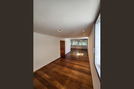 Apartamento para alugar com 177m², 2 quartos e 2 vagas Apartamento para alugar com 177m², 2 quartos e 2 vagasFoto 06