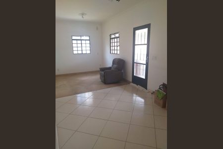 Casa à venda com 3 quartos, 119m² em Braúnas, Belo Horizonte