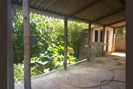Casa à venda com 119m², 3 quartos e 6 vagas