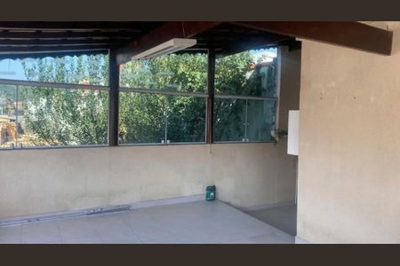 Foto 01 de casa à venda com 3 quartos, 240m² em Vila Carrão, São Paulo