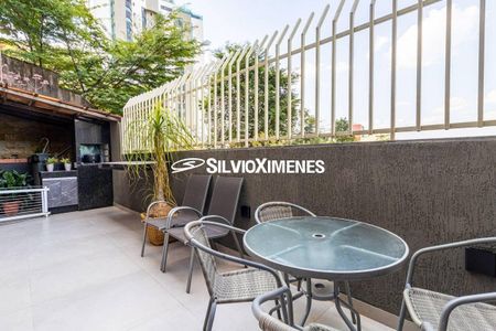 Apartamento à venda com 147m², 4 quartos e 1 vaga