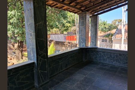 Casa à venda com 179m², 5 quartos e 10 vagas