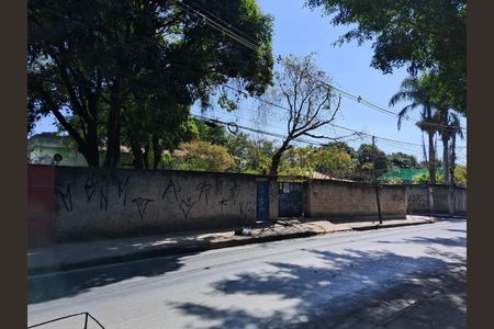 Casa à venda com 179m², 5 quartos e 10 vagas