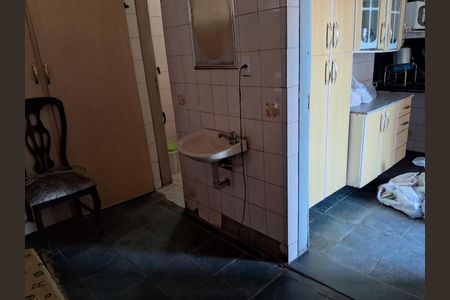 Casa à venda com 5 quartos, 179m² em Braúnas, Belo Horizonte