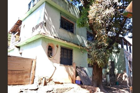 Casa à venda com 179m², 5 quartos e 10 vagas
