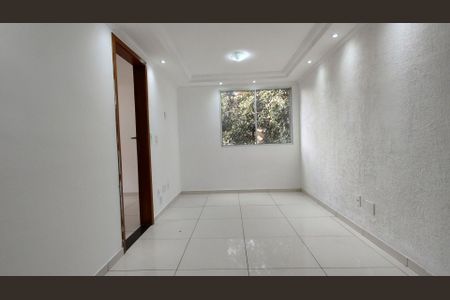 Apartamento à venda com 2 quartos, 40m² em Vila Guedes, São Paulo