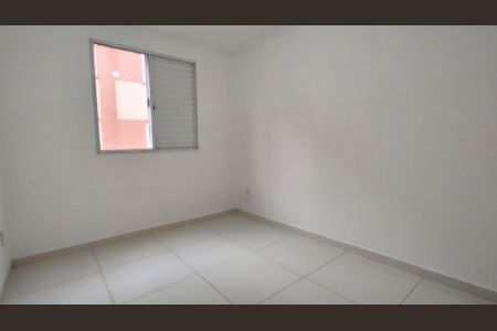 Apartamento à venda com 2 quartos, 40m² em Vila Guedes, São Paulo