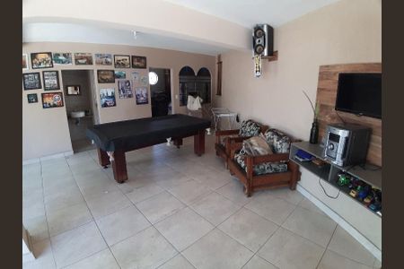 Casa à venda com 3 quartos, 526m² em Glória, Belo Horizonte