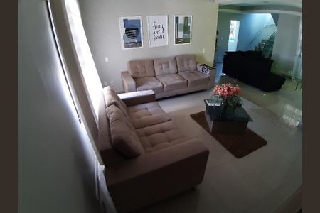 Casa à venda com 3 quartos, 526m² em Glória, Belo Horizonte