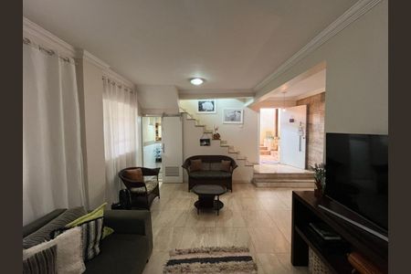 Casa à venda com 318m², 5 quartos e 4 vagas
