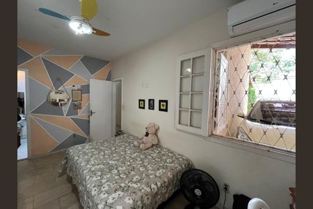 Casa à venda com 318m², 5 quartos e 4 vagas