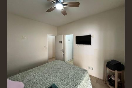 Casa à venda com 318m², 5 quartos e 4 vagas