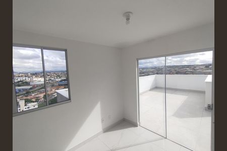 Apartamento à venda com 2 quartos, 121m² em Cabral, Contagem