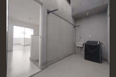 Apartamento à venda com 2 quartos, 121m² em Cabral, Contagem