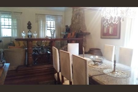 Casa à venda com 4 quartos, 460m² em Bandeirantes (Pampulha), Belo Horizonte