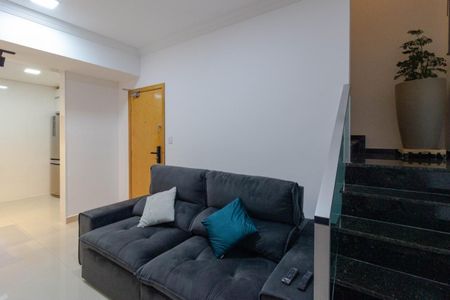 Apartamento à venda com 2 quartos, 106m² em Cabral, Contagem