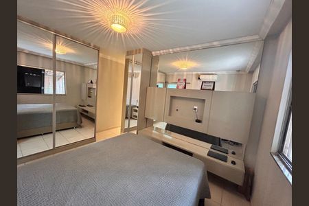 Casa à venda com 3 quartos, 119m² em Cabral, Contagem