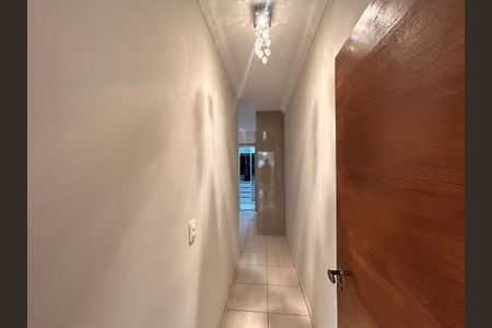 Casa à venda com 3 quartos, 119m² em Cabral, Contagem