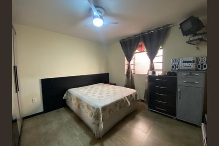 Casa à venda com 220m², 3 quartos e 8 vagas