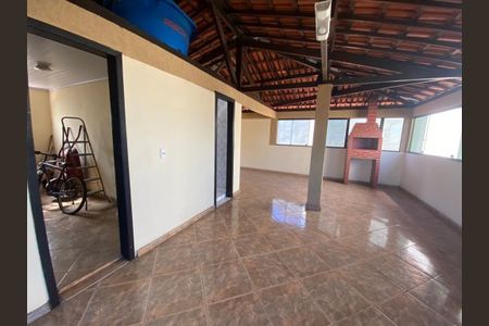 Casa à venda com 220m², 3 quartos e 8 vagas
