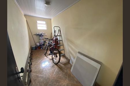 Casa à venda com 220m², 3 quartos e 8 vagas