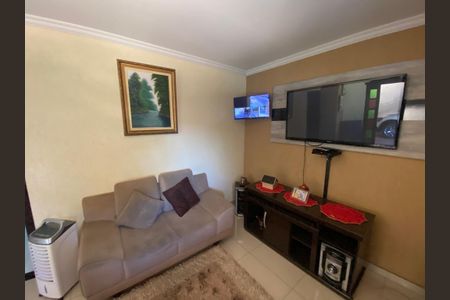 Casa à venda com 3 quartos, 220m² em Parque Xangri-Lá, Contagem