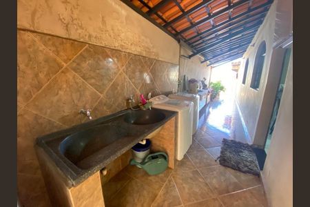 Casa à venda com 220m², 3 quartos e 8 vagas