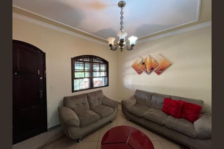 Casa à venda com 3 quartos, 178m² em Alípio de Melo, Belo Horizonte