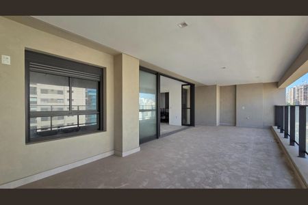 Apartamento à venda com 156m², 3 quartos e 1 vaga
