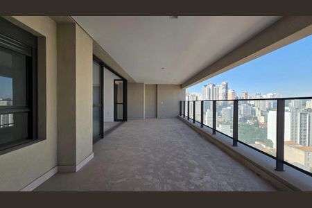 Apartamento à venda com 156m², 3 quartos e 1 vaga
