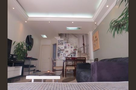 Casa à venda com 3 quartos, 102m² em Jardim Taquaral, São Paulo