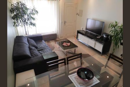 Casa à venda com 3 quartos, 102m² em Jardim Taquaral, São Paulo