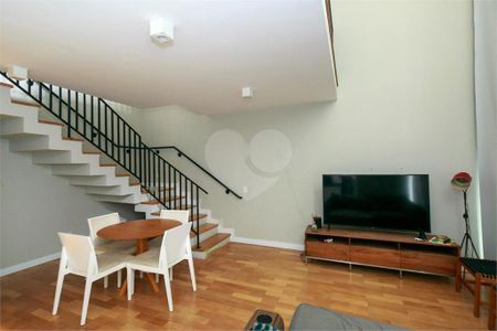Apartamento à venda com 96m², 1 quarto e 2 vagas