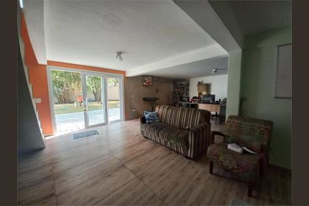 Casa à venda com 4 quartos, 400m² em Jardim Sao Caetano, São Caetano do Sul