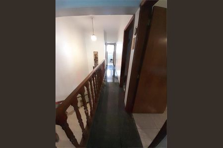Casa à venda com 3 quartos, 491m² em Utinga, Santo André