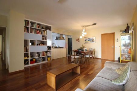 Apartamento à venda com 3 quartos, 120m² em Vila Uberabinha, São Paulo