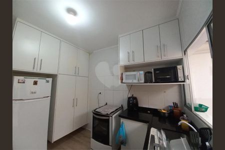 Casa à venda com 72m², 2 quartos e 3 vagas