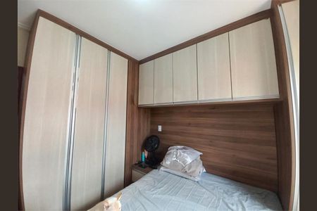 Casa à venda com 72m², 2 quartos e 3 vagas