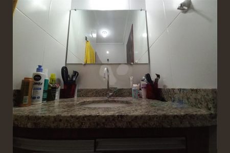 Casa à venda com 72m², 2 quartos e 3 vagas