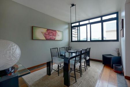 Apartamento à venda com 3 quartos, 236m² em Real Parque, São Paulo