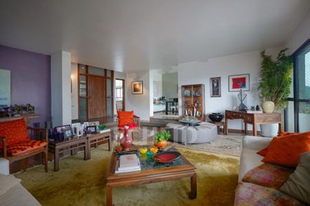Apartamento à venda com 3 quartos, 236m² em Real Parque, São Paulo
