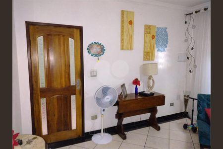 Casa à venda com 3 quartos, 139m² em Vila Carrão, São Paulo