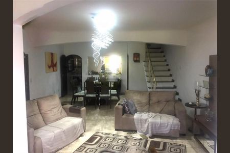 Casa à venda com 3 quartos, 215m² em Vila Alpina, São Paulo