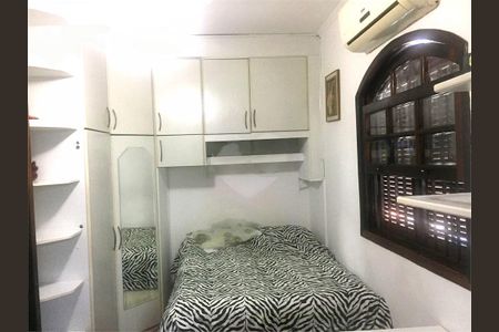 Casa à venda com 3 quartos, 215m² em Vila Alpina, São Paulo