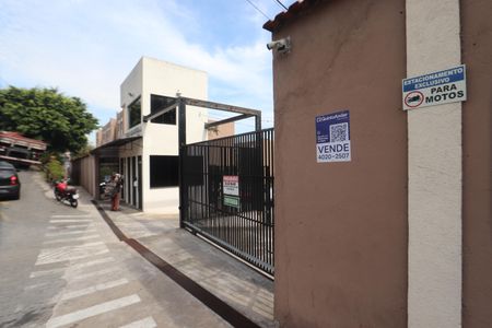 Apartamento à venda com 57m², 2 quartos e 1 vagaEntrada