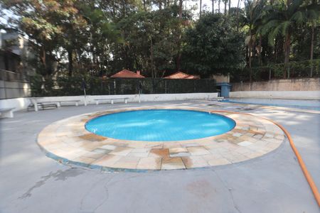 Apartamento à venda com 57m², 2 quartos e 1 vagaÁrea comum - Piscina