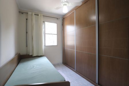 Apartamento à venda com 57m², 2 quartos e 1 vagaQuarto 2