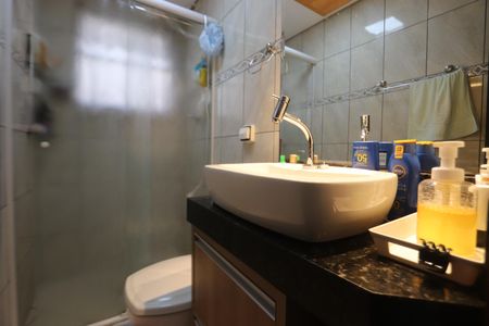 Apartamento à venda com 57m², 2 quartos e 1 vagaBanheiro