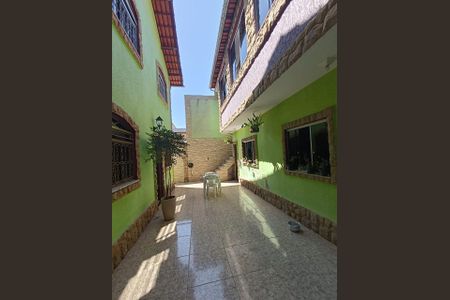 Casa à venda com 360m², 4 quartos e 2 vagas