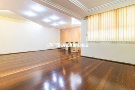 Apartamento à venda com 4 quartos, 170m² em Santa Efigênia, Belo Horizonte